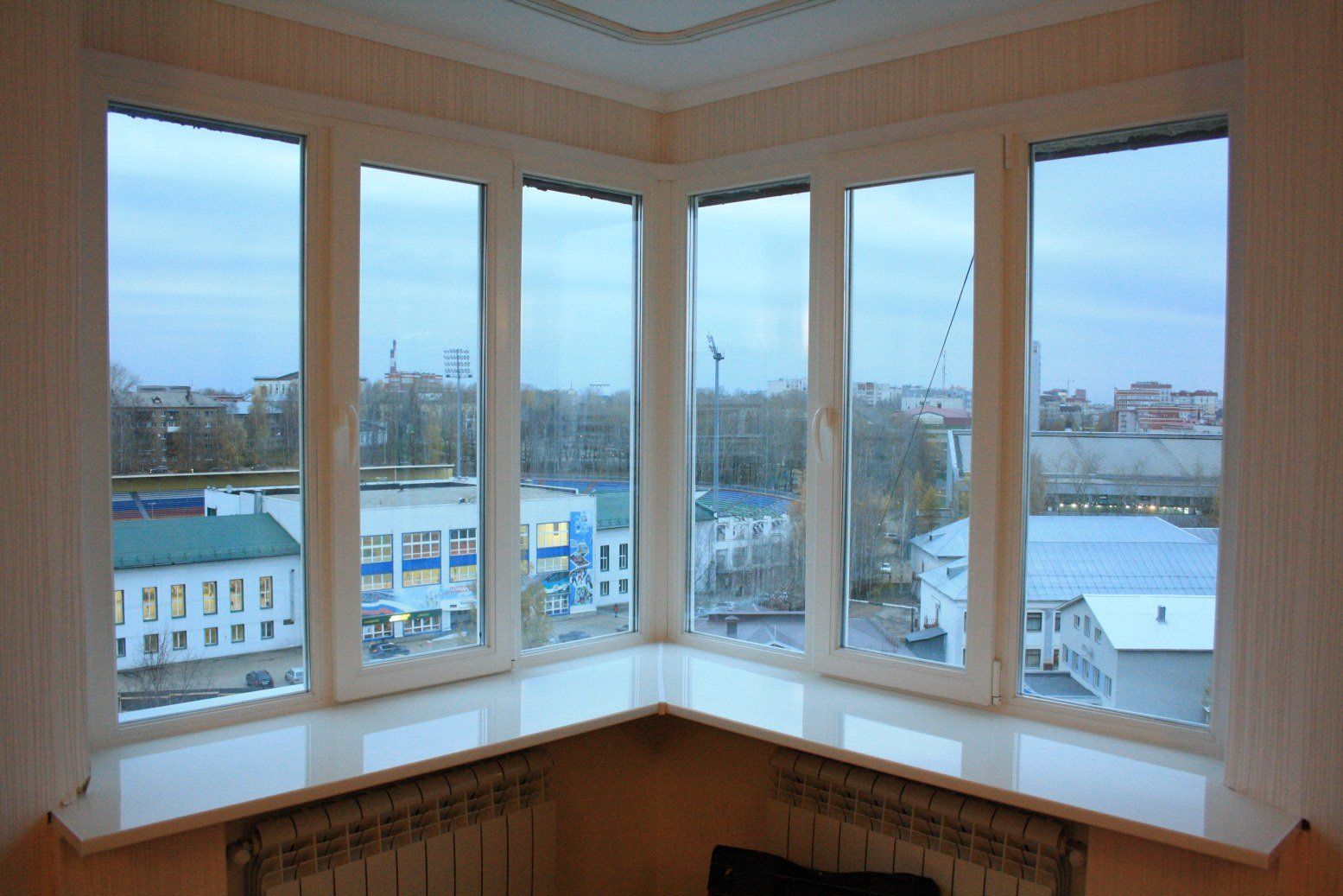 Какие окна поставить на балкон